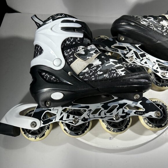 Kuxuan Adjustable Inline Skates Youth Boys Girls Size 3 to 6 with Light Up Wheel - Picture 2 of 13